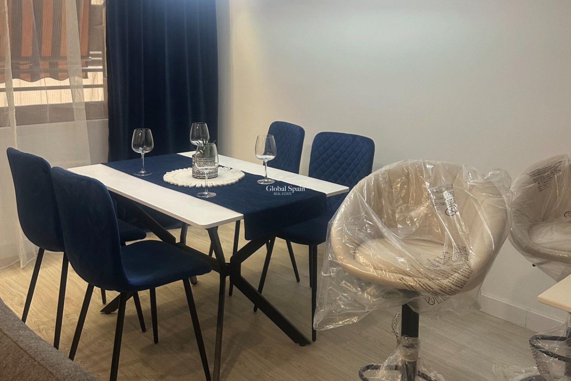 Wiederverkauf - WOHNUNG -
TORREVIEJA - El Acequión - Los Náufragos