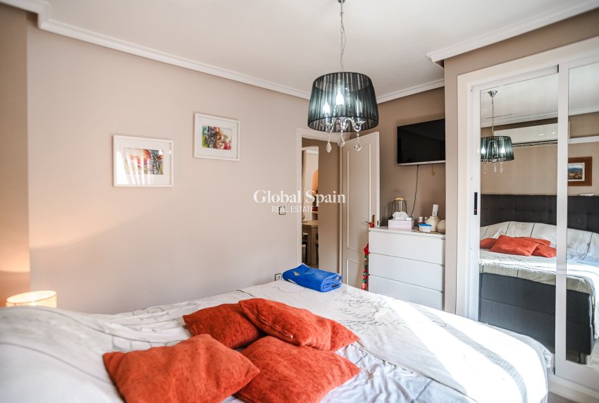 Wiederverkauf - WOHNUNG -
TORREVIEJA - El Chaparral