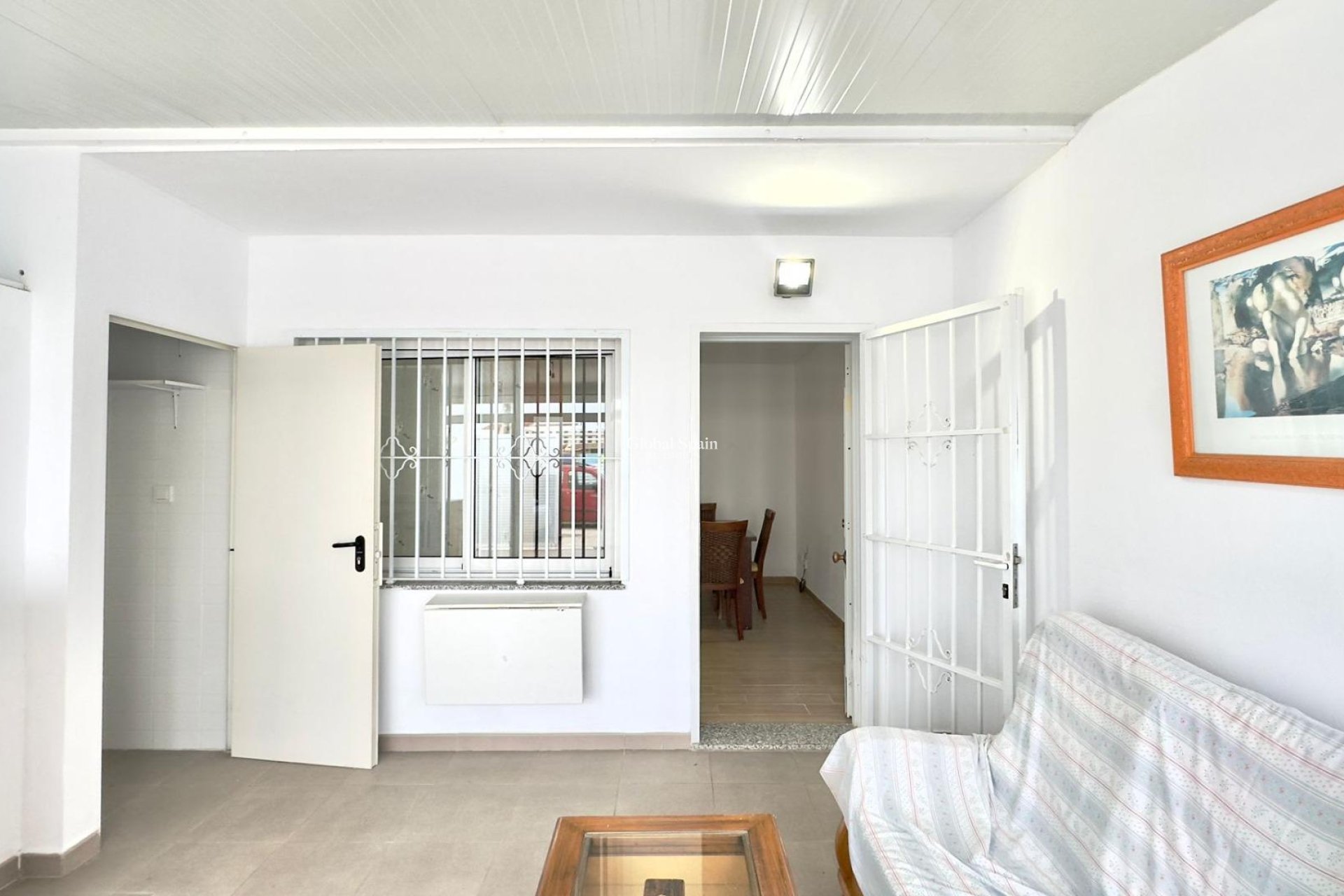 Wiederverkauf - WOHNUNG -
TORREVIEJA - El limonar