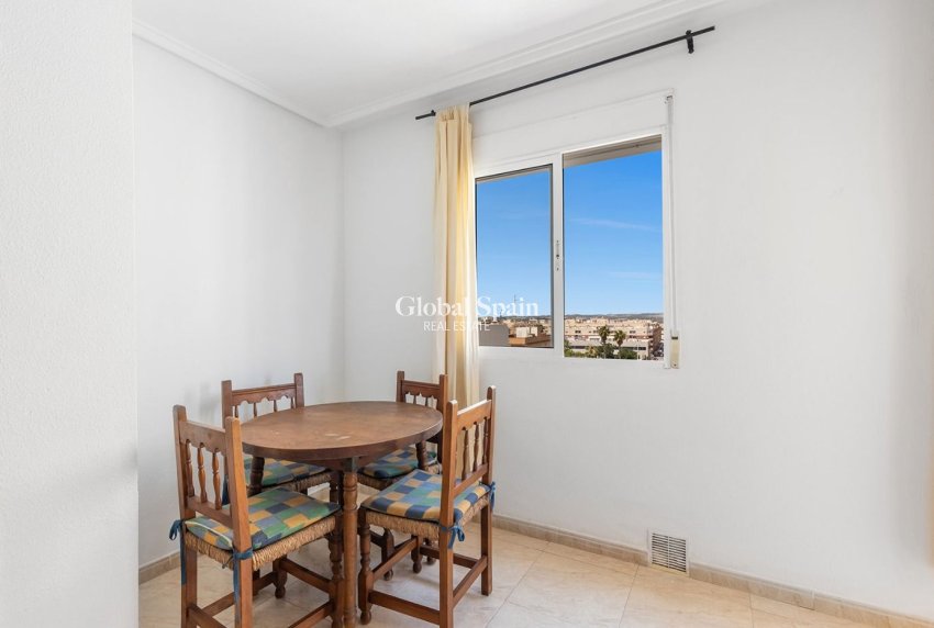 Wiederverkauf - Wohnung -
TORREVIEJA - El Molino