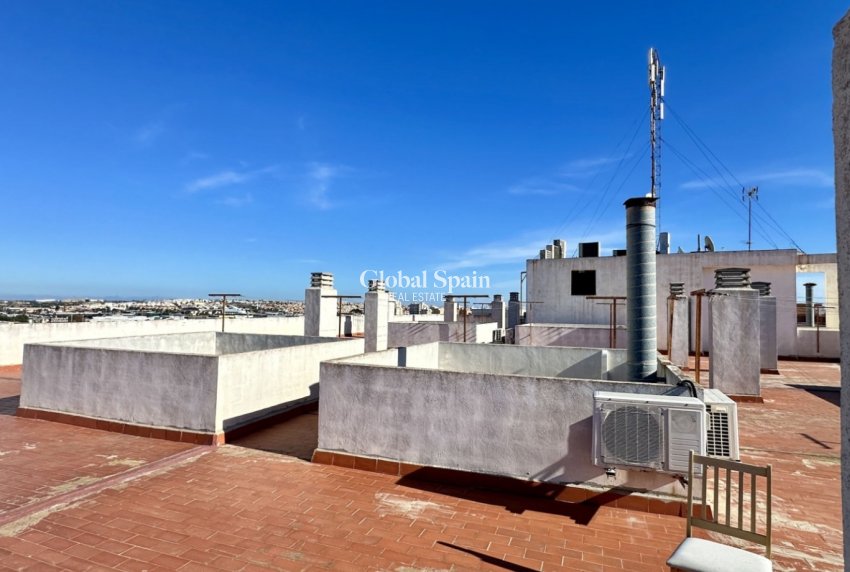 Wiederverkauf - WOHNUNG -
TORREVIEJA - El Molino