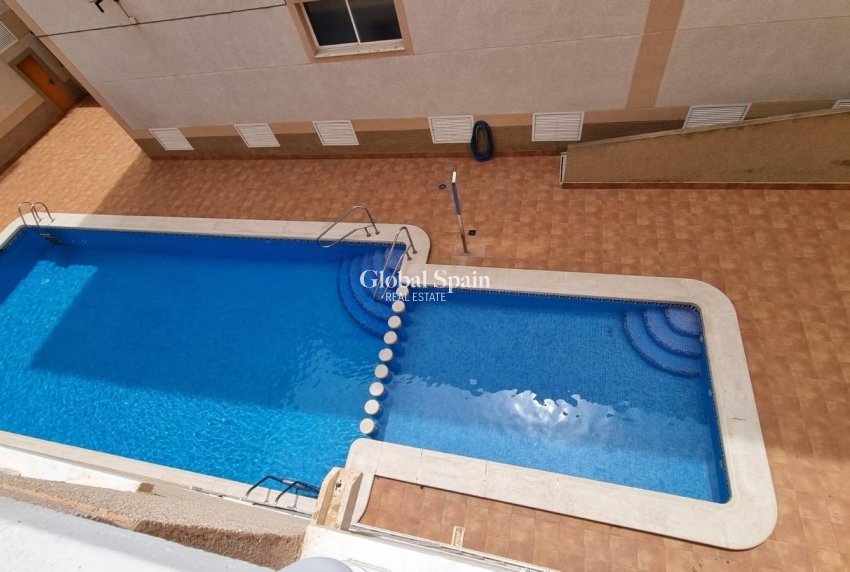 Wiederverkauf - WOHNUNG -
TORREVIEJA - El molino
