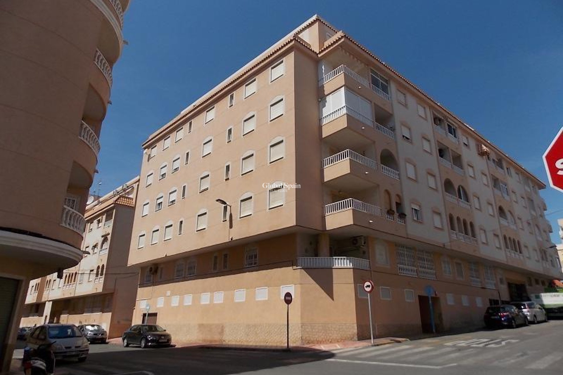 Wiederverkauf - WOHNUNG -
TORREVIEJA - El molino