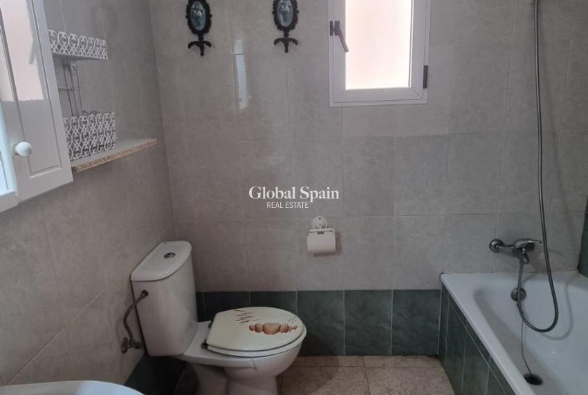 Wiederverkauf - WOHNUNG -
TORREVIEJA - El molino