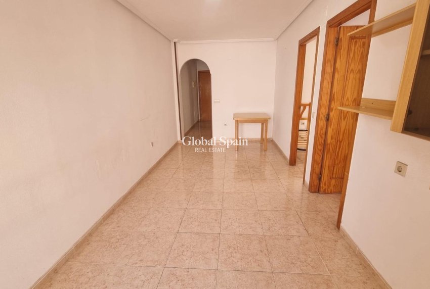 Wiederverkauf - WOHNUNG -
TORREVIEJA - El molino