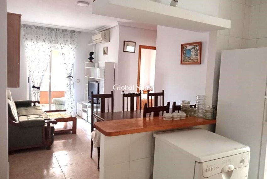 Wiederverkauf - WOHNUNG -
TORREVIEJA - El molino