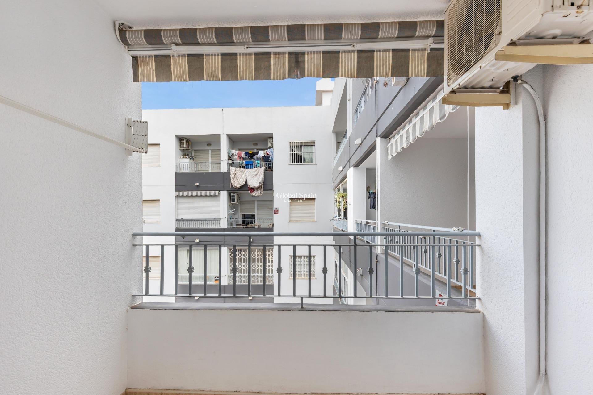 Wiederverkauf - WOHNUNG -
TORREVIEJA - El Molino