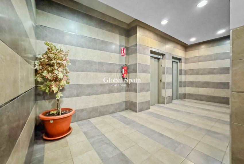 Wiederverkauf - Wohnung -
TORREVIEJA - El molino