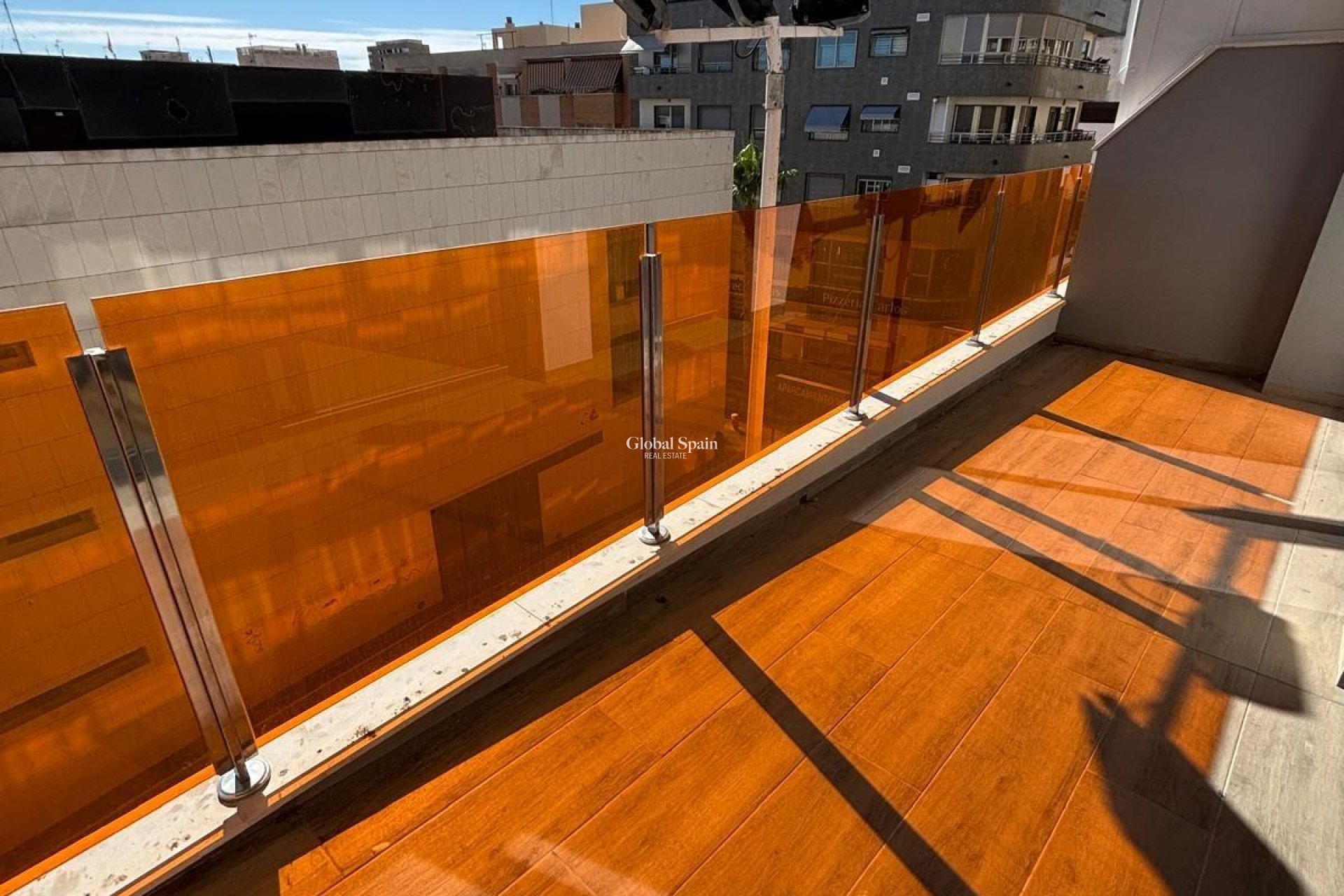 Wiederverkauf - WOHNUNG -
TORREVIEJA - Estacion de autobuses