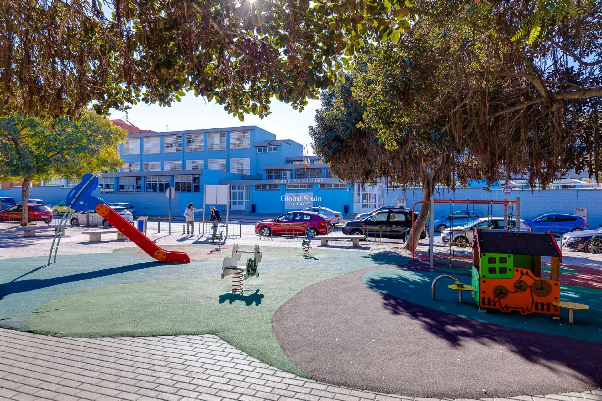 Wiederverkauf - WOHNUNG -
TORREVIEJA - Estacion de autobuses