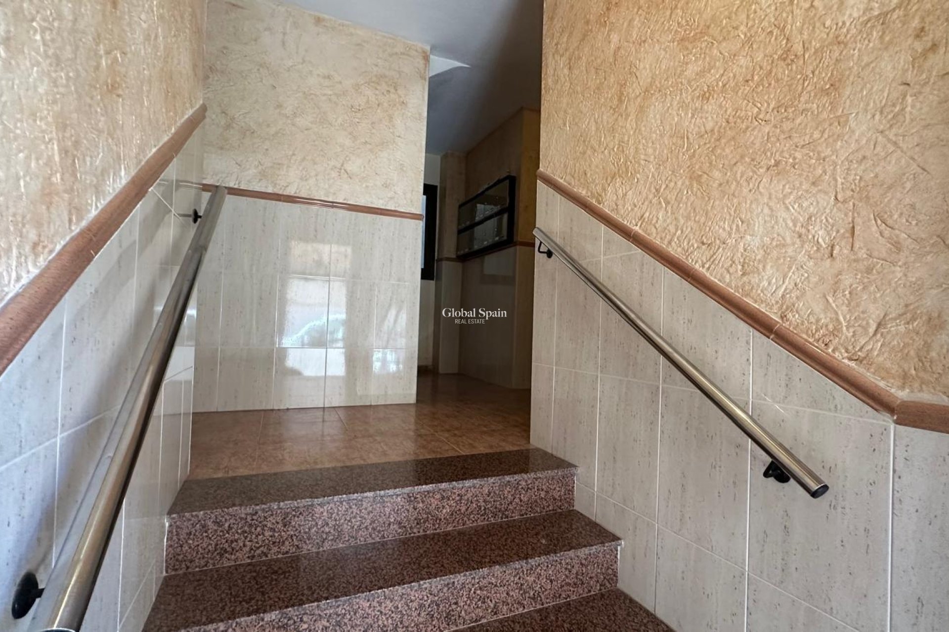 Wiederverkauf - WOHNUNG -
TORREVIEJA - Estacion de autobuses