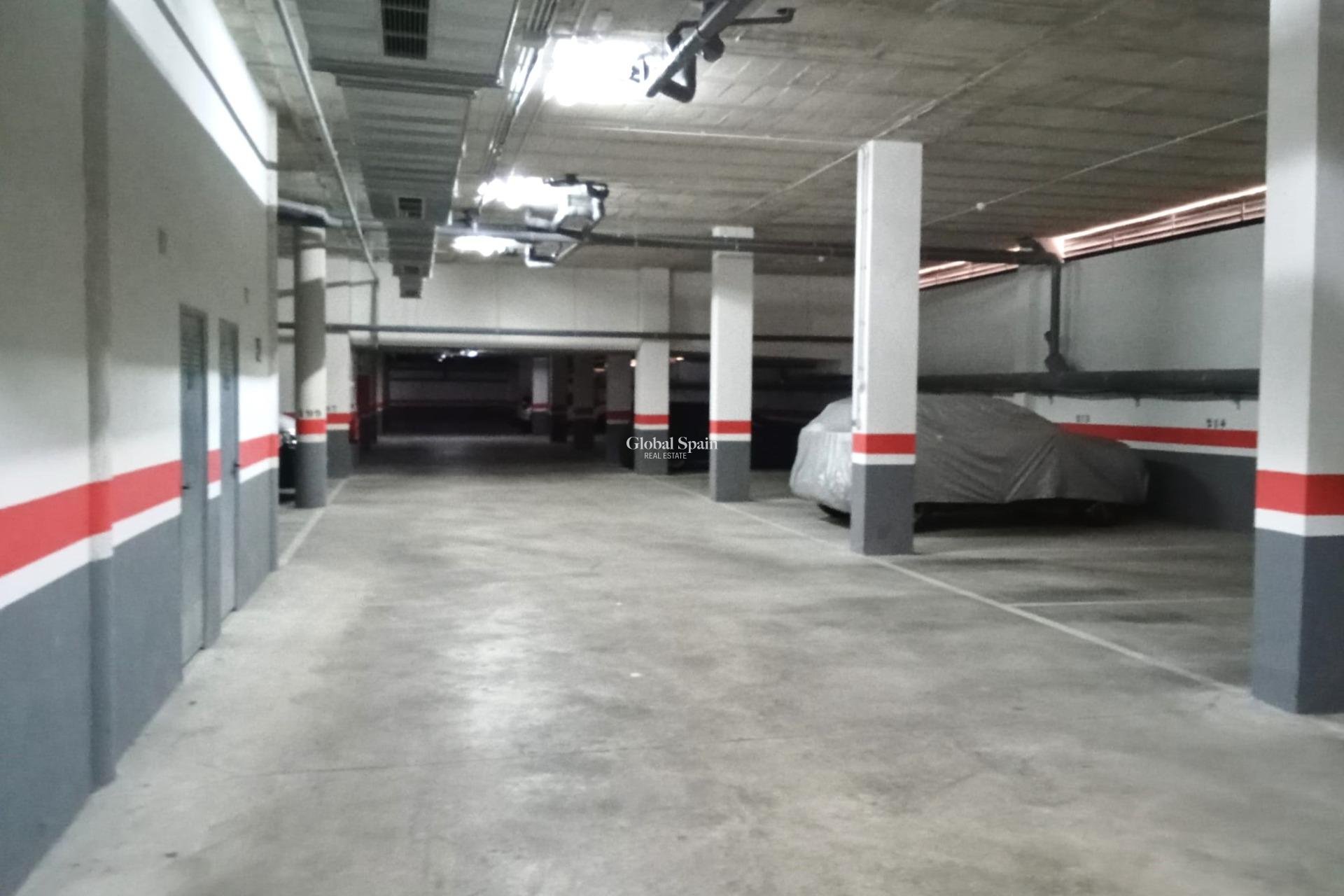 Wiederverkauf - WOHNUNG -
TORREVIEJA - Estacion de autobuses