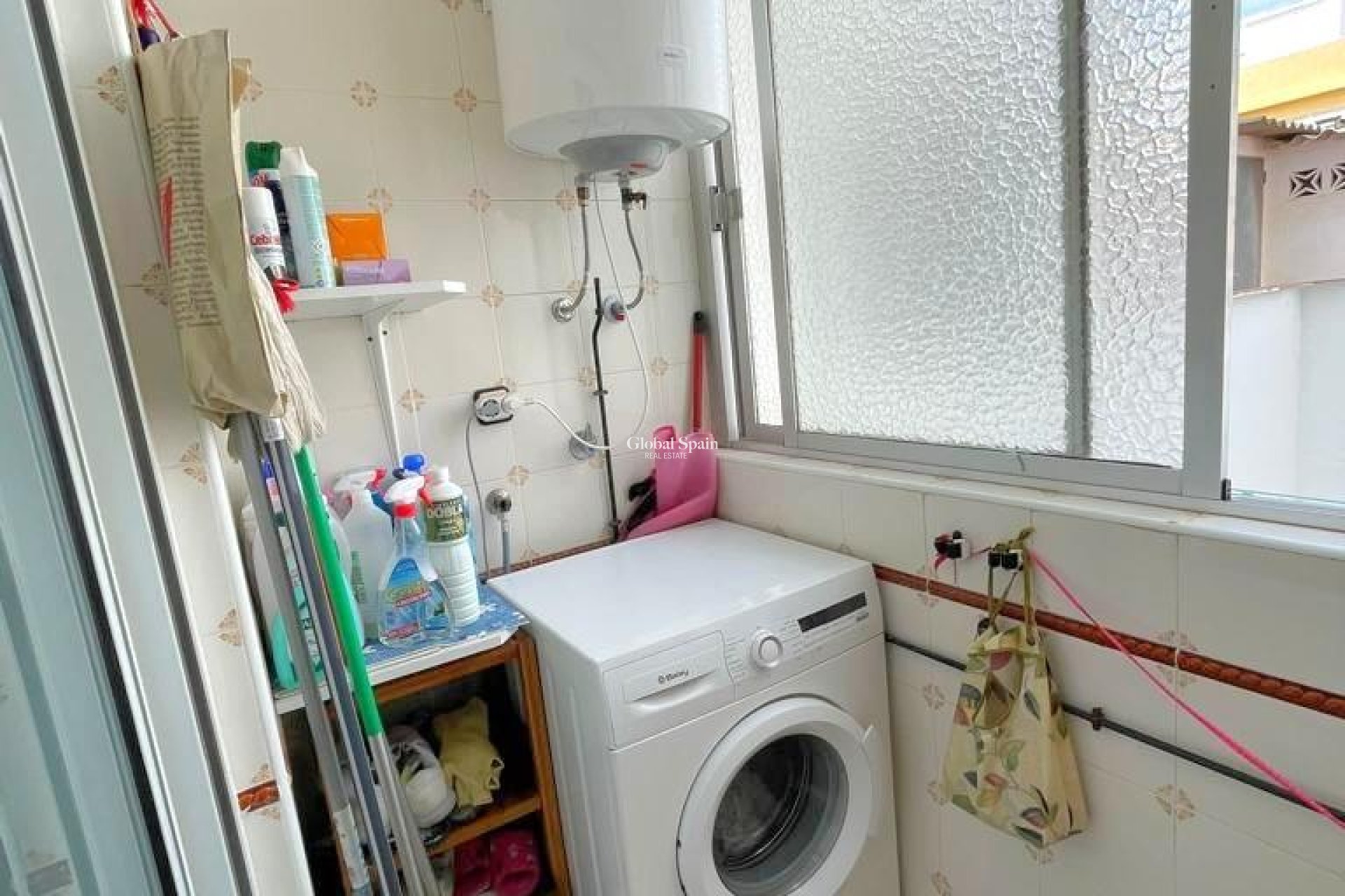 Wiederverkauf - WOHNUNG -
TORREVIEJA - Estacion de autobuses