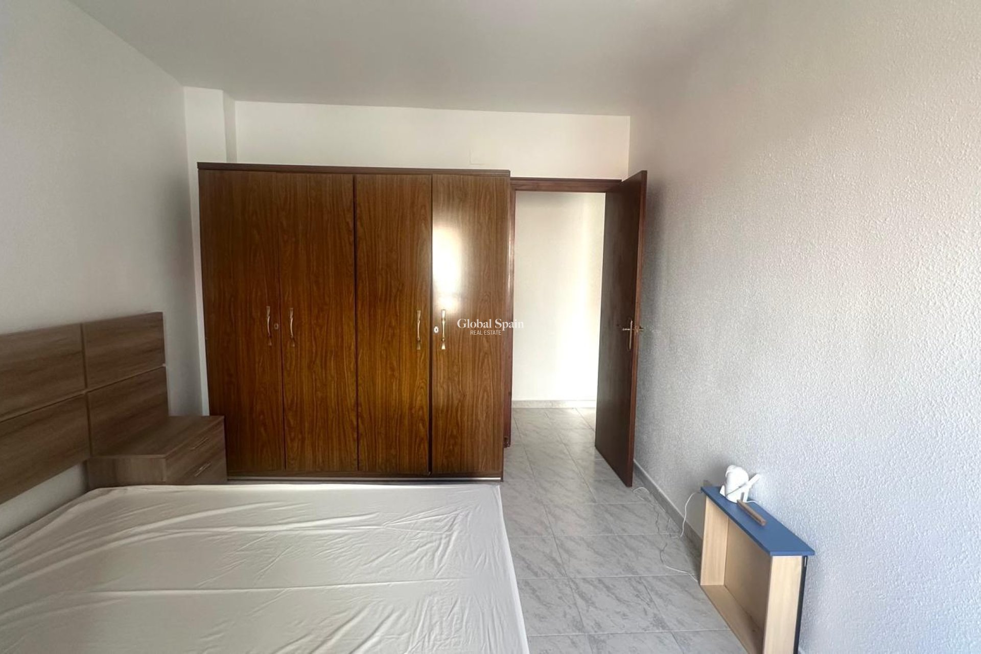 Wiederverkauf - WOHNUNG -
TORREVIEJA - Estacion de autobuses