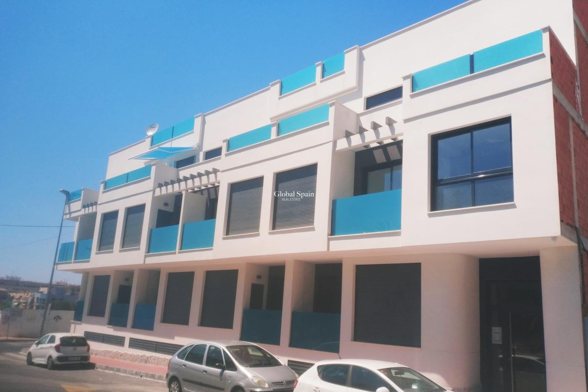 Wiederverkauf - WOHNUNG -
TORREVIEJA - Estacion de autobuses