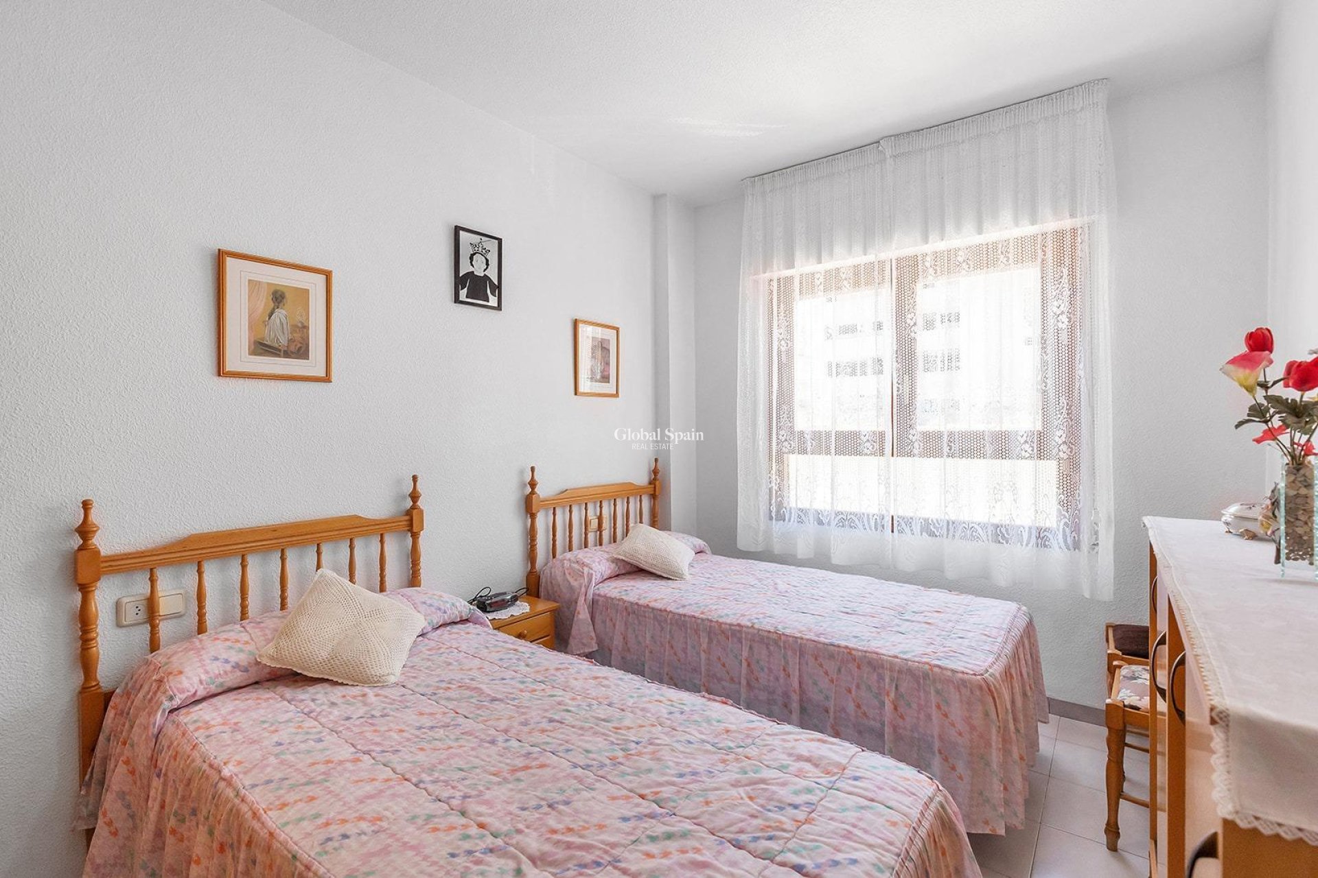 Wiederverkauf - WOHNUNG -
TORREVIEJA - Estacion de autobuses