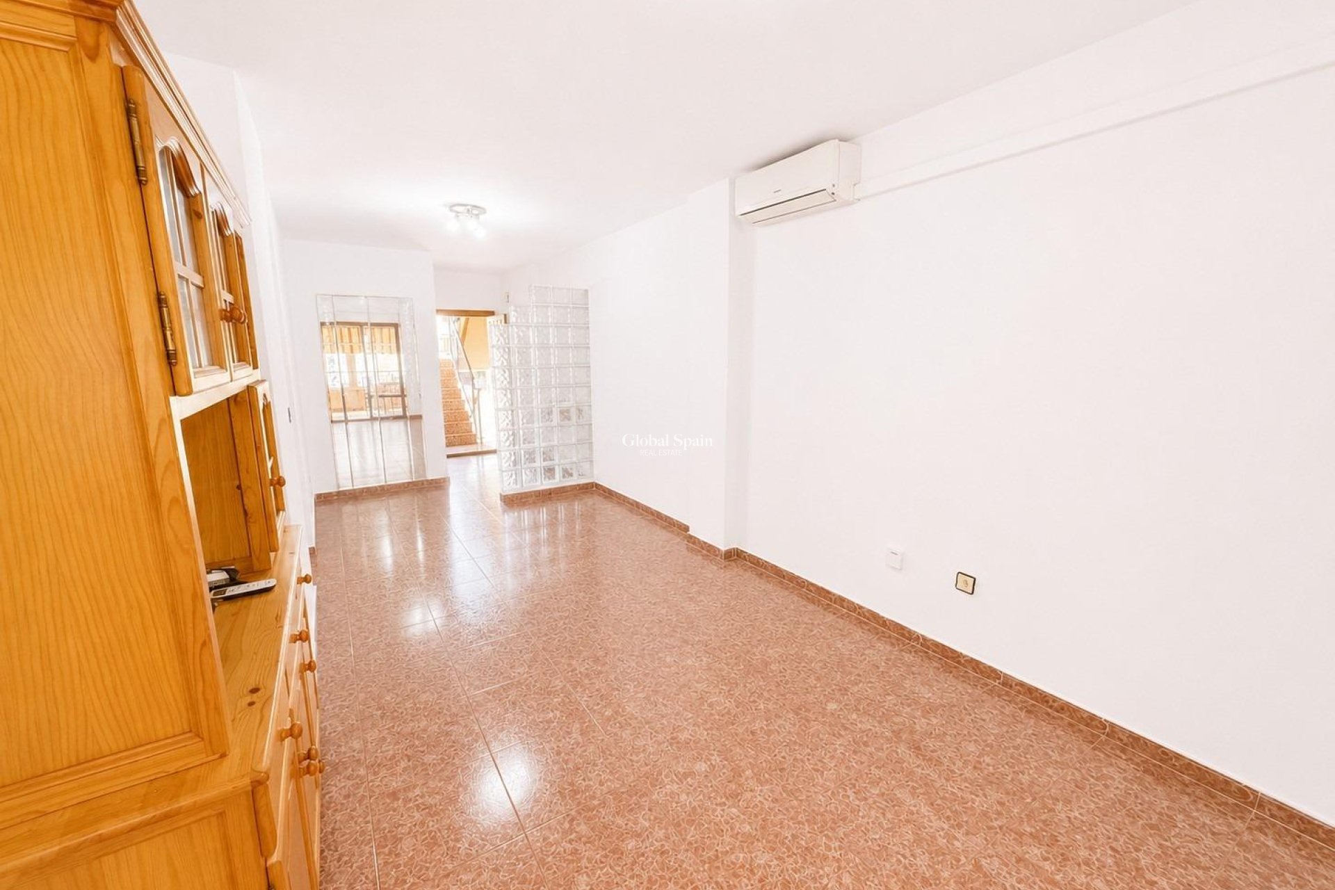 Wiederverkauf - WOHNUNG -
TORREVIEJA - Estacion de autobuses