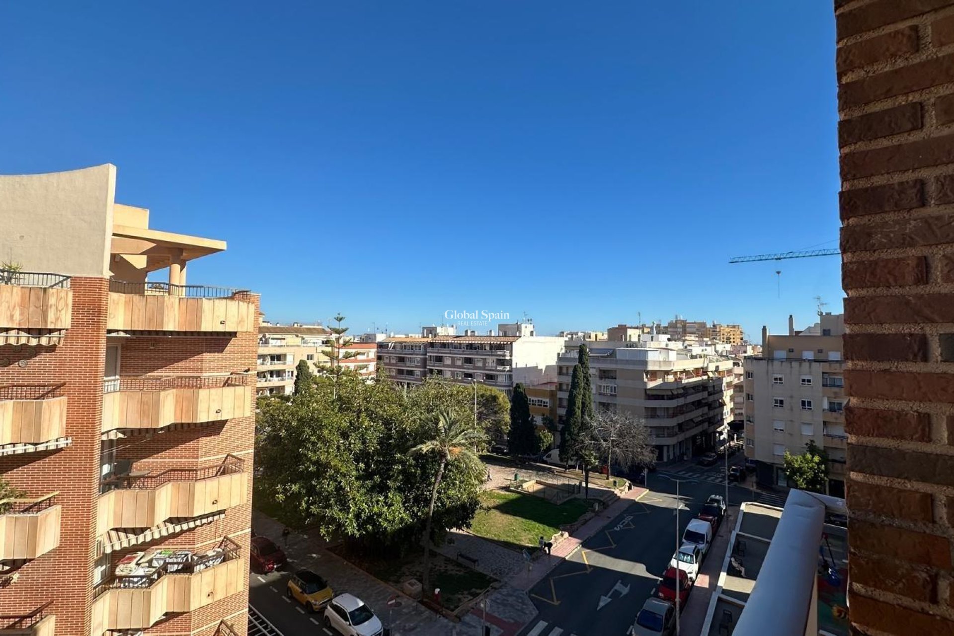 Wiederverkauf - WOHNUNG -
TORREVIEJA - Estacion de autobuses