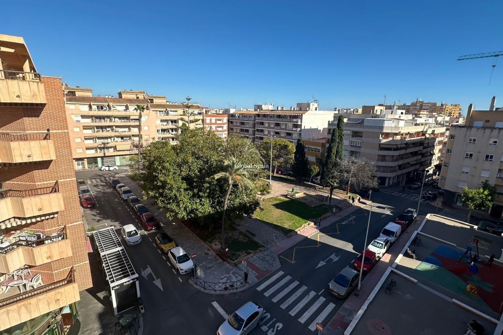 Wiederverkauf - WOHNUNG -
TORREVIEJA - Estacion de autobuses