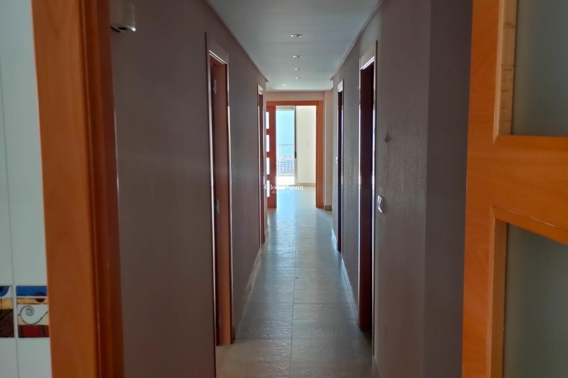 Wiederverkauf - WOHNUNG -
TORREVIEJA - Estacion de autobuses