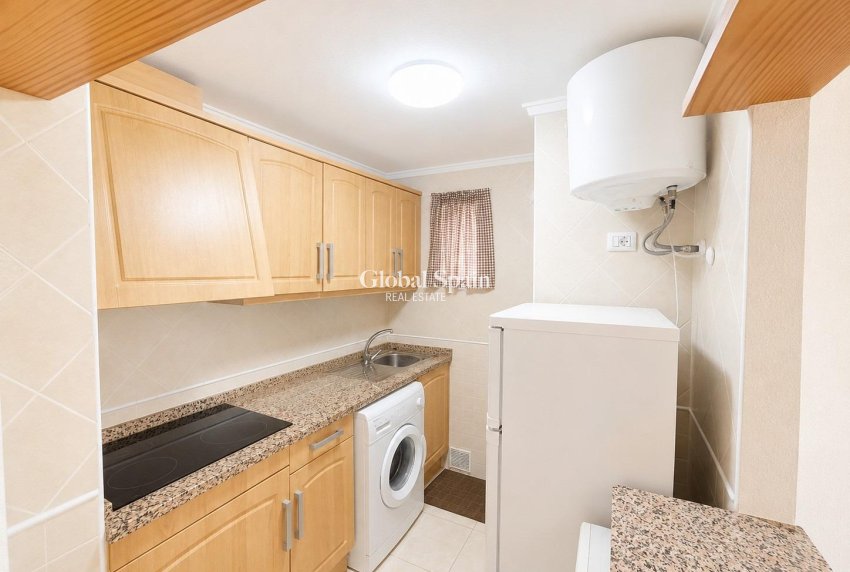 Wiederverkauf - WOHNUNG -
TORREVIEJA - Estacion de autobuses