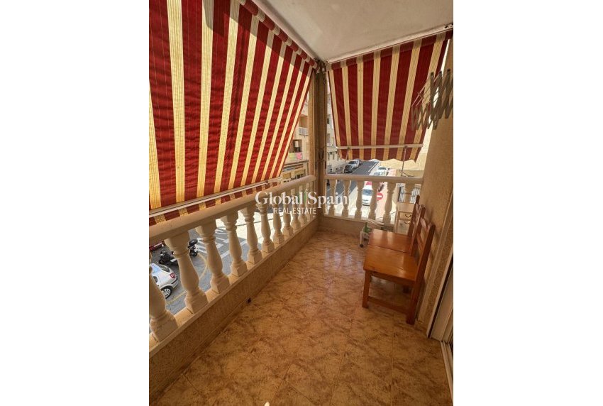 Wiederverkauf - WOHNUNG -
TORREVIEJA - Habaneras