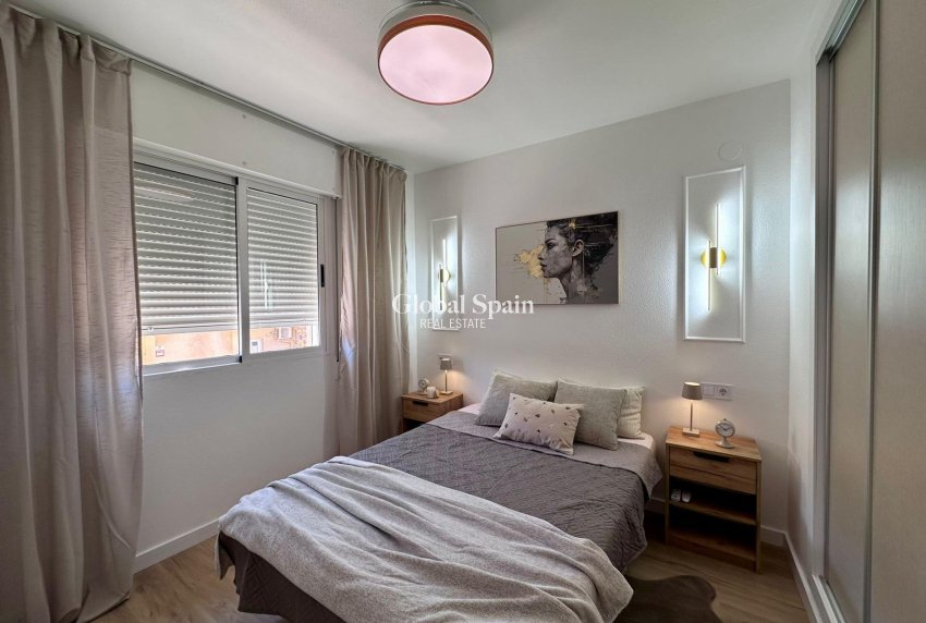 Wiederverkauf - WOHNUNG -
TORREVIEJA - Habaneras