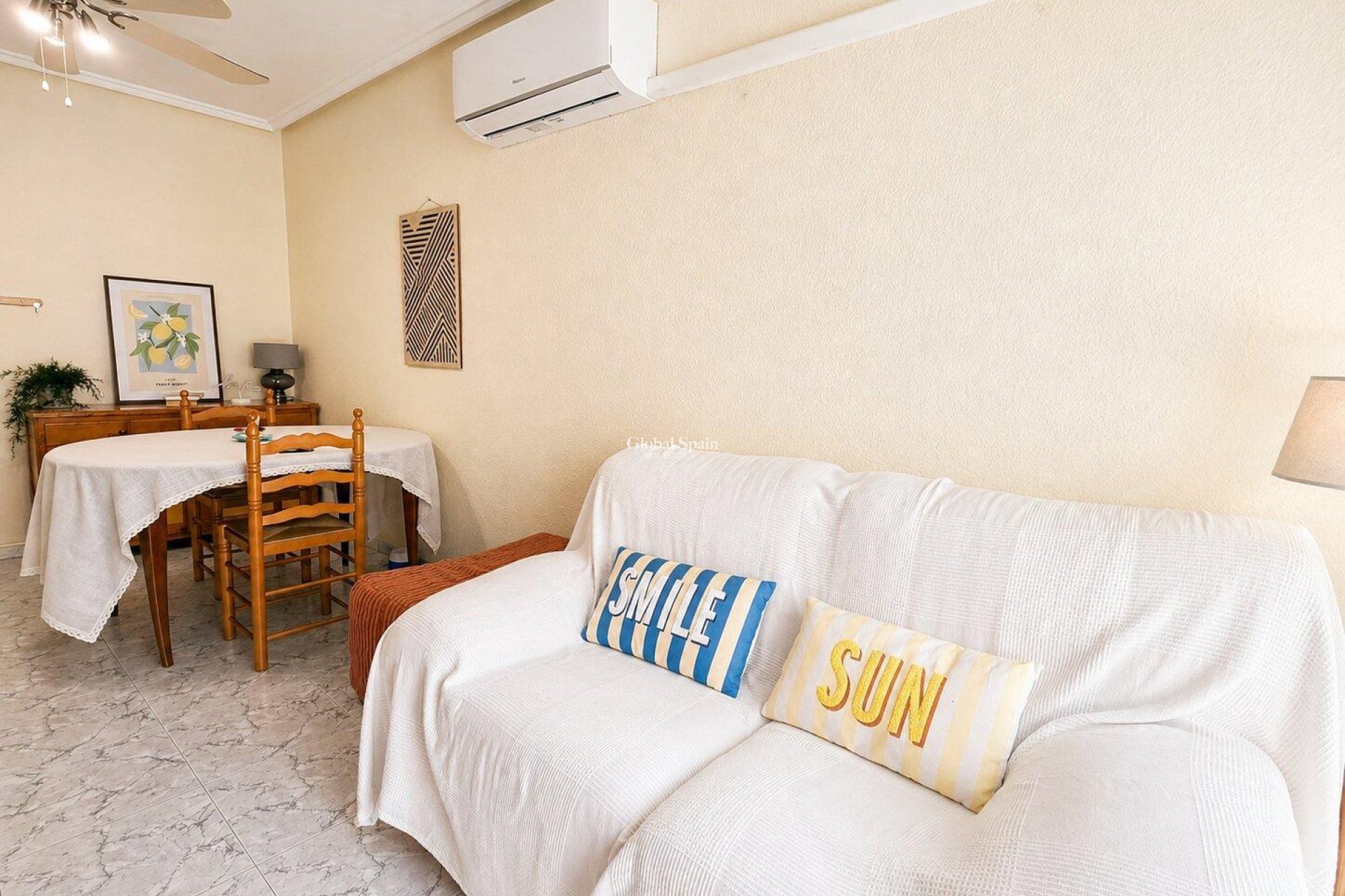 Wiederverkauf - WOHNUNG -
TORREVIEJA - Habaneras