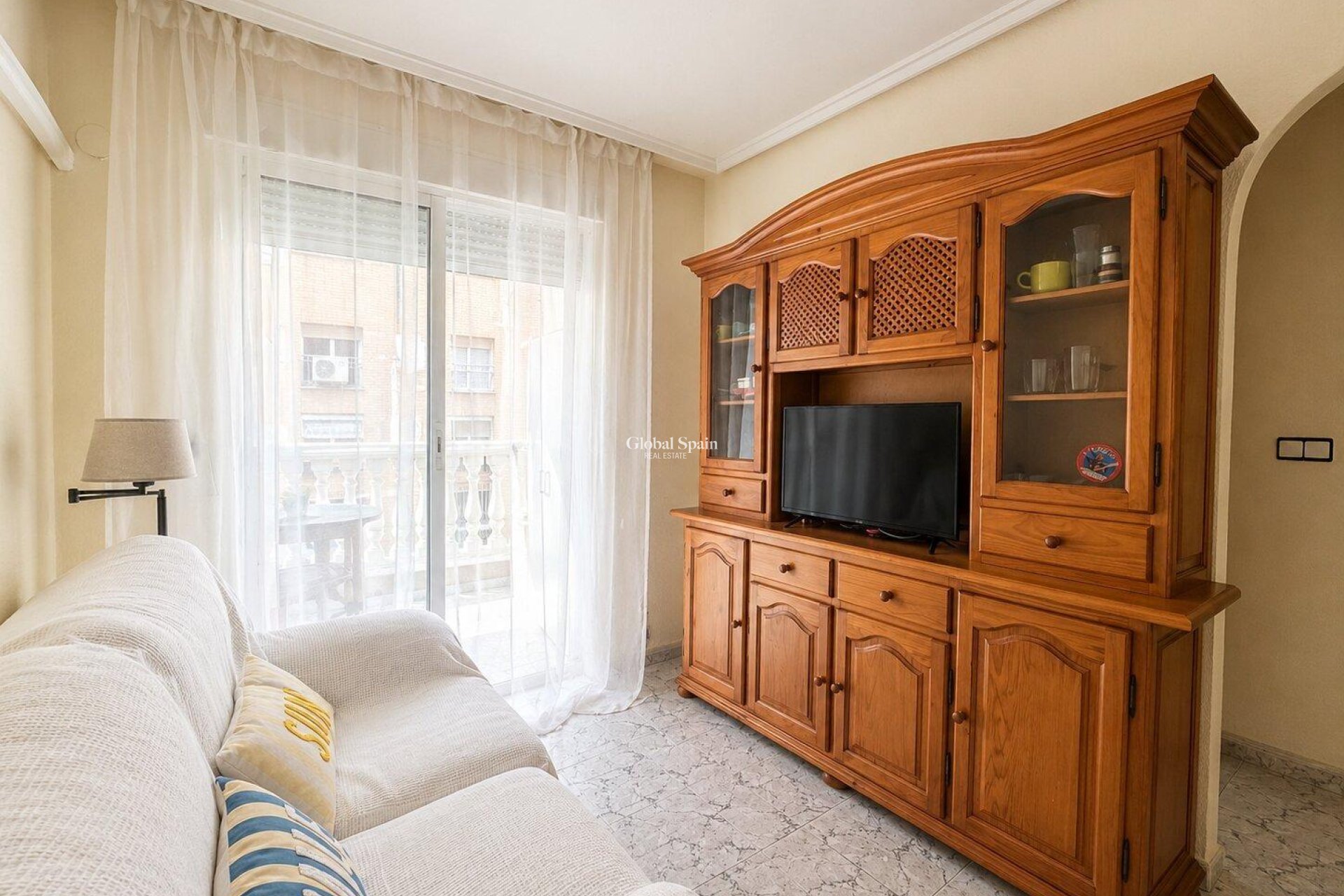 Wiederverkauf - WOHNUNG -
TORREVIEJA - Habaneras