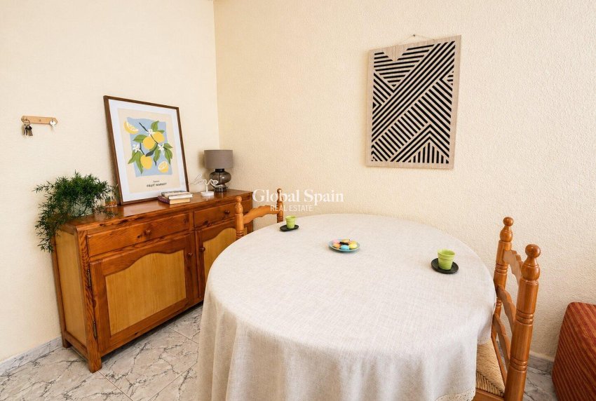 Wiederverkauf - WOHNUNG -
TORREVIEJA - Habaneras