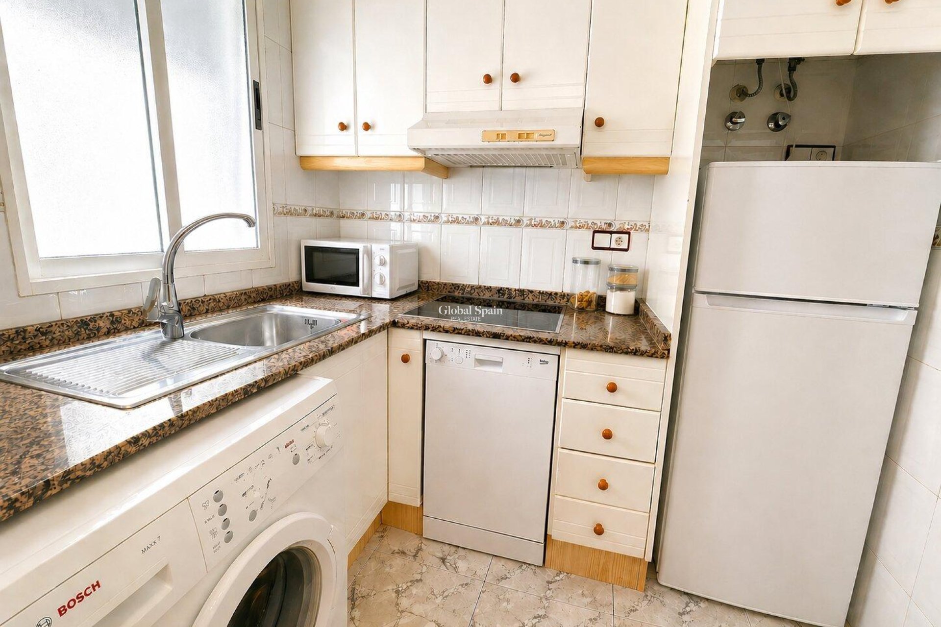 Wiederverkauf - WOHNUNG -
TORREVIEJA - Habaneras