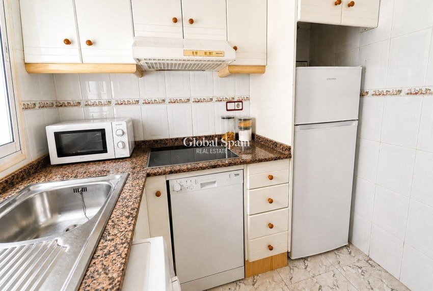 Wiederverkauf - WOHNUNG -
TORREVIEJA - Habaneras