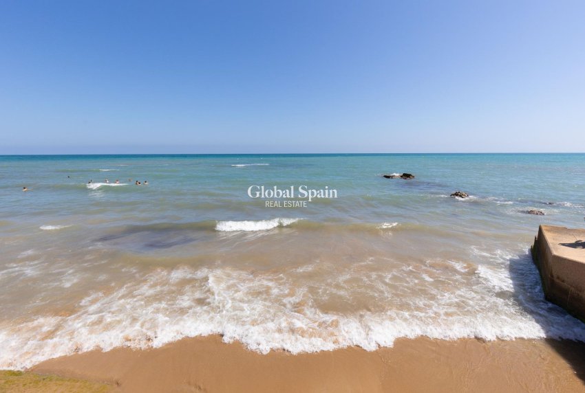 Wiederverkauf - Wohnung -
TORREVIEJA - La Mata pueblo