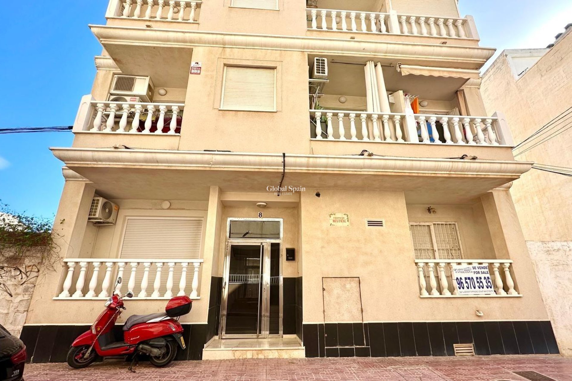 Wiederverkauf - WOHNUNG -
TORREVIEJA - La Mata pueblo