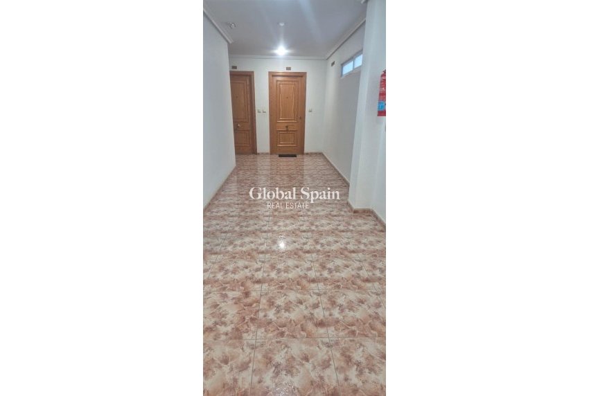 Wiederverkauf - WOHNUNG -
TORREVIEJA - La Mata pueblo