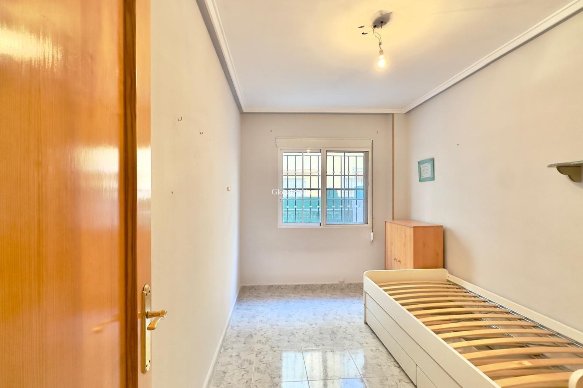Wiederverkauf - WOHNUNG -
TORREVIEJA - La Mata pueblo
