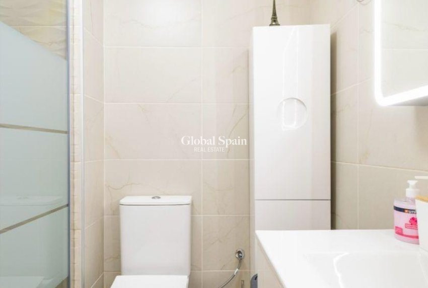 Wiederverkauf - WOHNUNG -
TORREVIEJA - La Mata pueblo