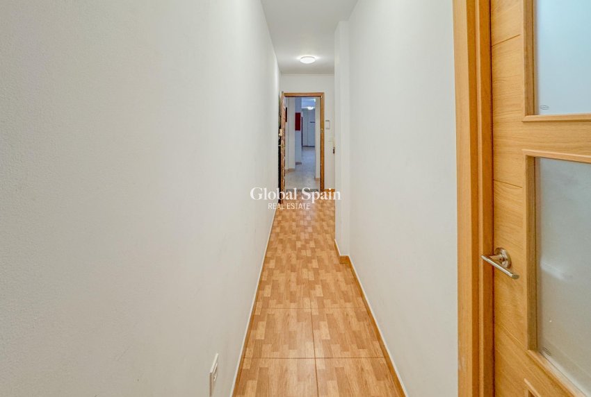 Wiederverkauf - WOHNUNG -
TORREVIEJA - La Mata pueblo