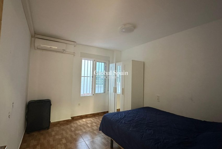 Wiederverkauf - WOHNUNG -
TORREVIEJA - La Mata pueblo