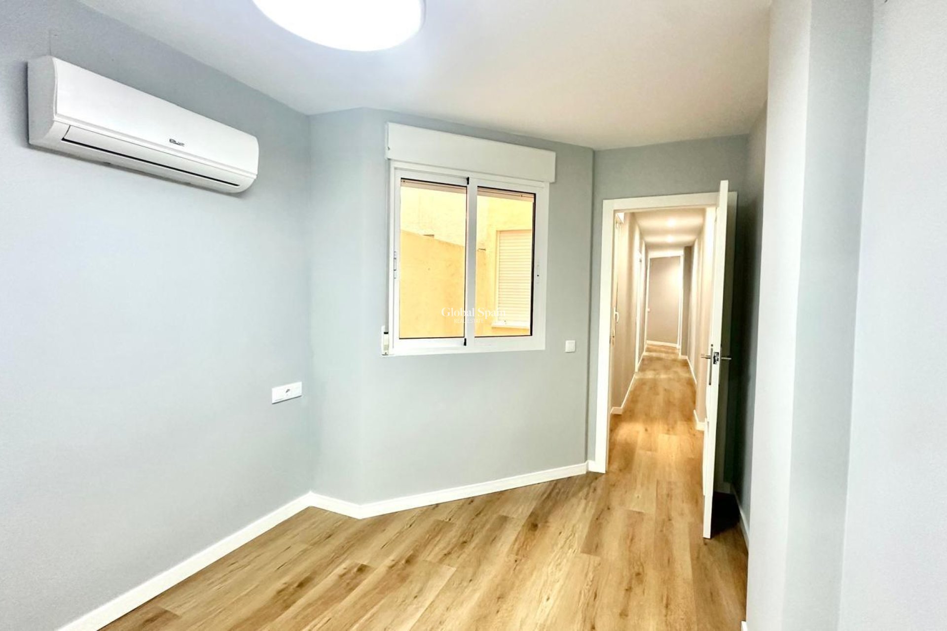 Wiederverkauf - WOHNUNG -
TORREVIEJA - La Mata pueblo