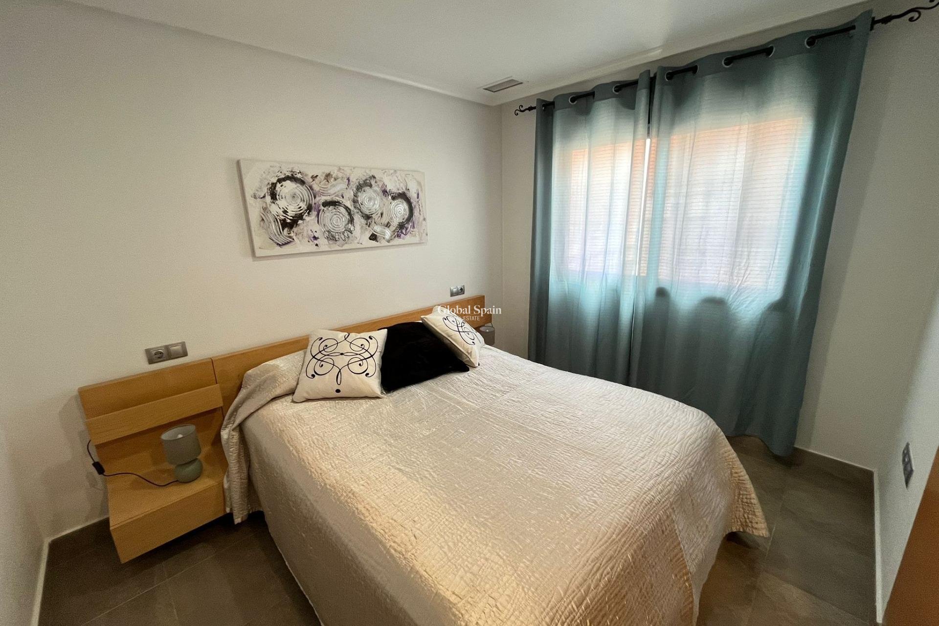Wiederverkauf - WOHNUNG -
TORREVIEJA - La Mata pueblo