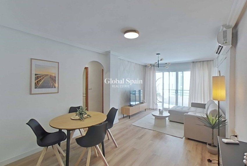 Wiederverkauf - WOHNUNG -
TORREVIEJA - La Mata pueblo