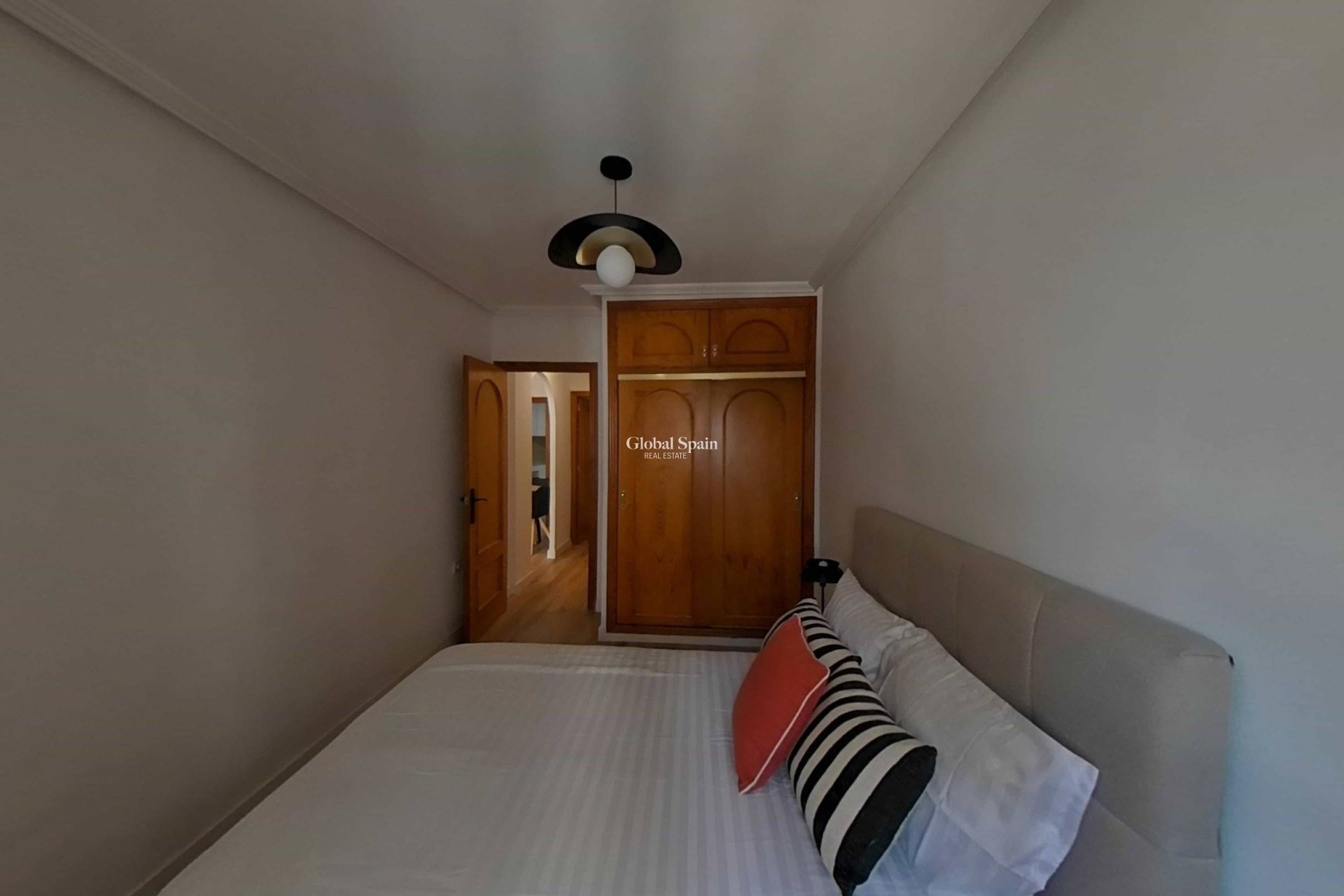 Wiederverkauf - WOHNUNG -
TORREVIEJA - La Mata pueblo