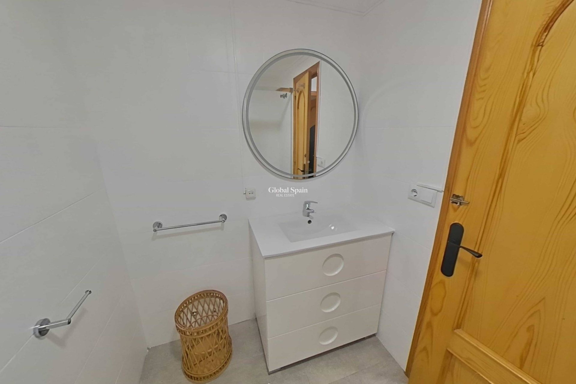 Wiederverkauf - WOHNUNG -
TORREVIEJA - La Mata pueblo