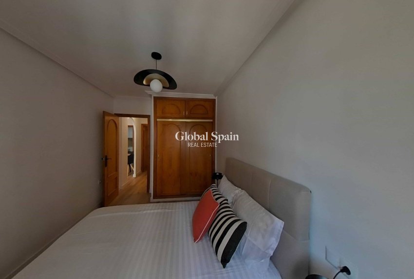 Wiederverkauf - WOHNUNG -
TORREVIEJA - La Mata pueblo