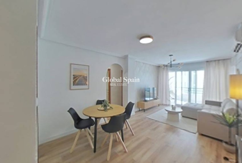 Wiederverkauf - WOHNUNG -
TORREVIEJA - La Mata pueblo