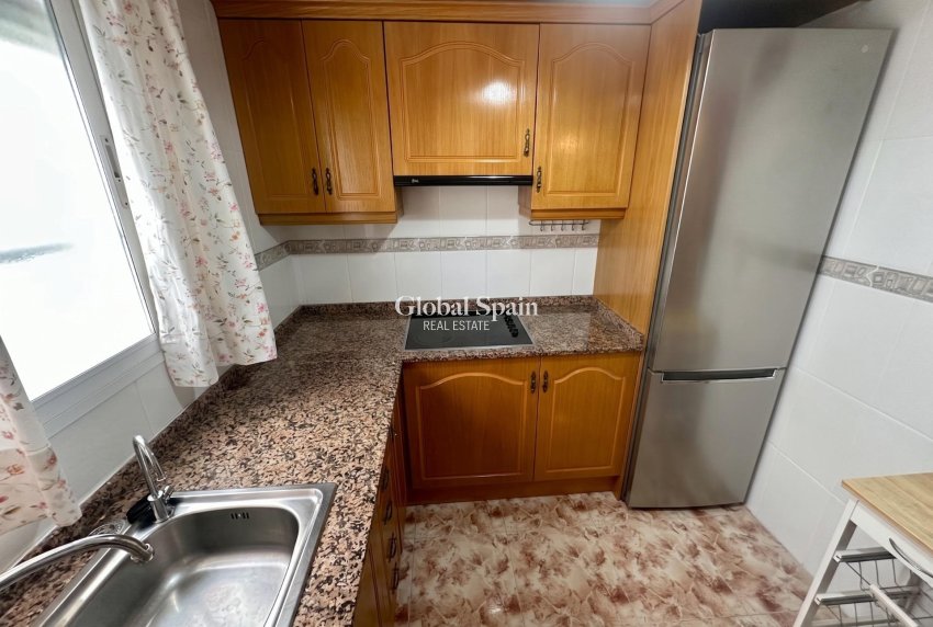 Wiederverkauf - WOHNUNG -
TORREVIEJA - La Mata pueblo