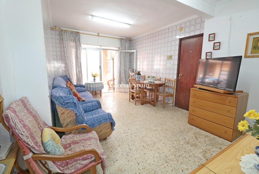 Wiederverkauf - WOHNUNG -
TORREVIEJA - La Mata pueblo