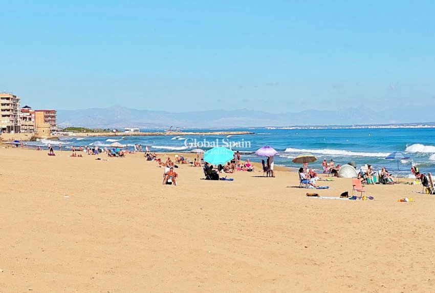 Wiederverkauf - Wohnung -
TORREVIEJA - La Mata