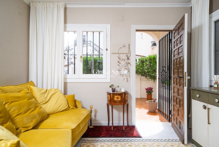 Wiederverkauf - WOHNUNG -
TORREVIEJA - La Mata